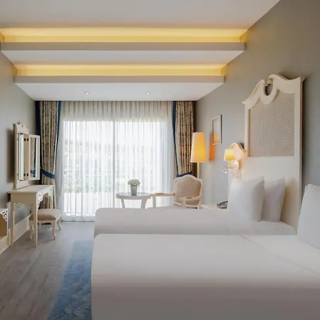 Dolce By Wyndham Cesme Complex 4*