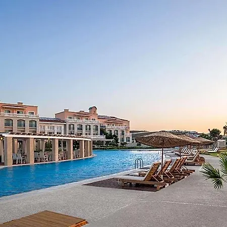 Dolce By Wyndham Cesme 4*
