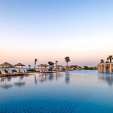 Dolce By Wyndham Cesme Resort Alaçatı