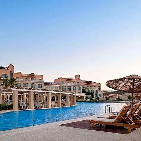 Dolce By Wyndham Cesme Alaçatı