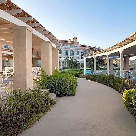 Resort Dolce By Wyndham Cesme Alaçatı