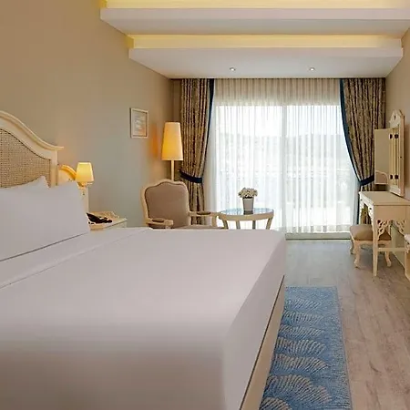 Dolce By Wyndham Cesme Alaçatı