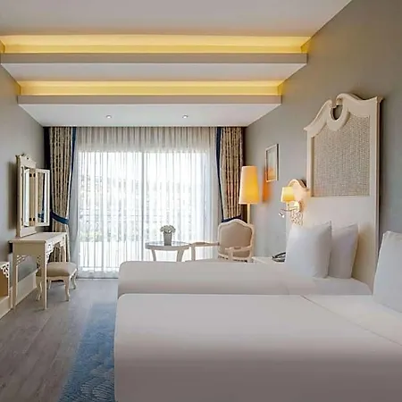 منتجع Dolce By Wyndham Cesme 4*